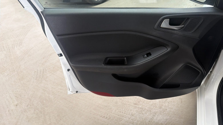 Hyundai i20 1.2 MPi S Connect 5dr Petrol Hatchback